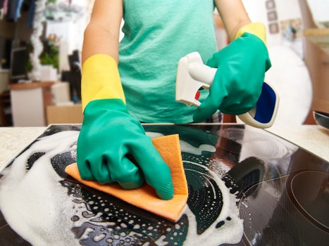 Responsible household waste removal and recycling during Tufnellpark clearance